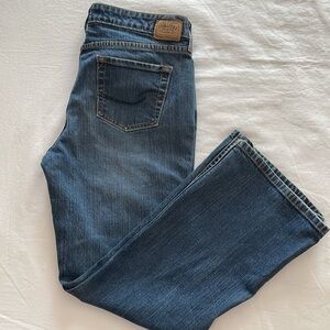 LEVI’S SIGNATURE Women’s 12 Short Low Rise Boot Cut  Jeans Y2K Classic Denim